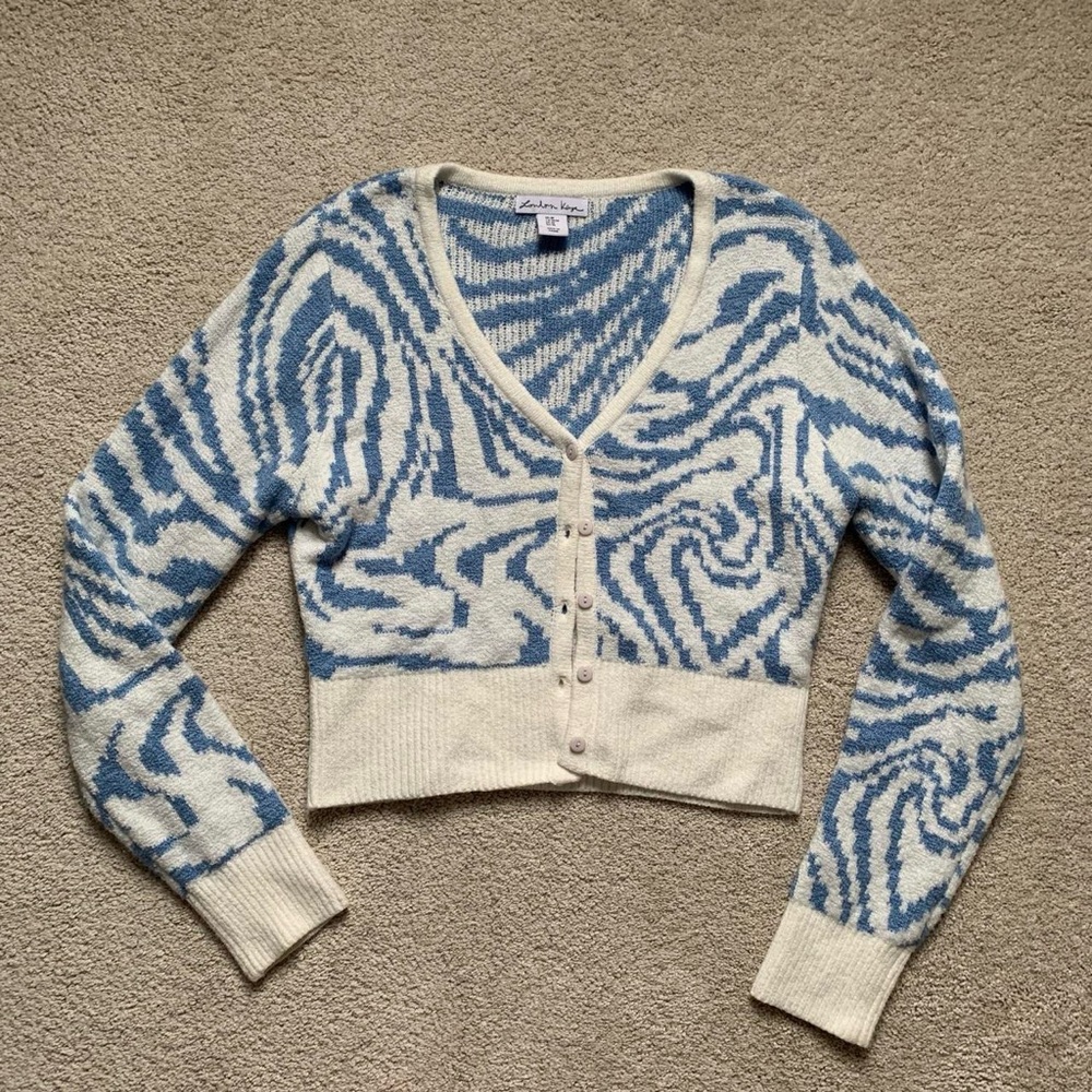 LOVELY LITTLE ZEBRA PRINT CROPPED CARDIGAN 💙🤍💙